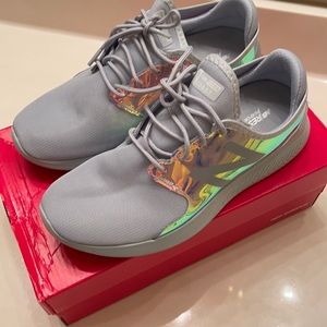 New balance running shoes